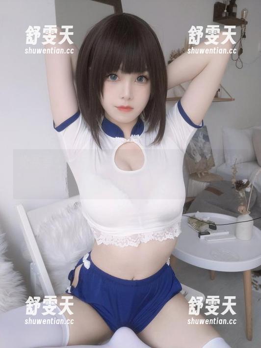 免费享受！蜜汁猫裘女警套图，光影中的坚韧与温柔