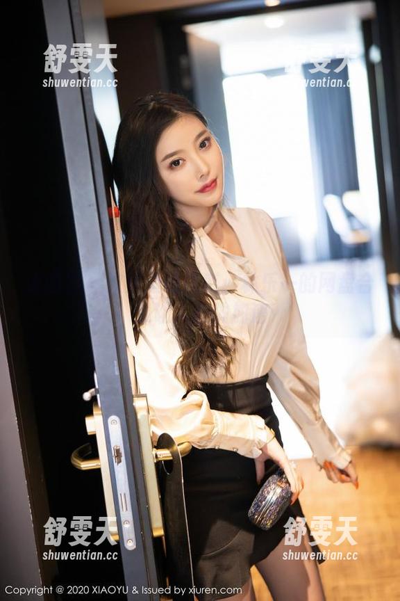 语画界 - 教室里的诱惑：林乐一的网盘合集让人心跳加速