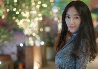微密圈 – 原图独家：“辣妈女神”双马尾瞬间，不小心就被晃到了，这气场太强了吧。